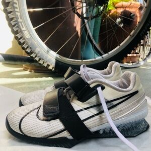 Nike Romaleos 4
Weightlifting Shoes